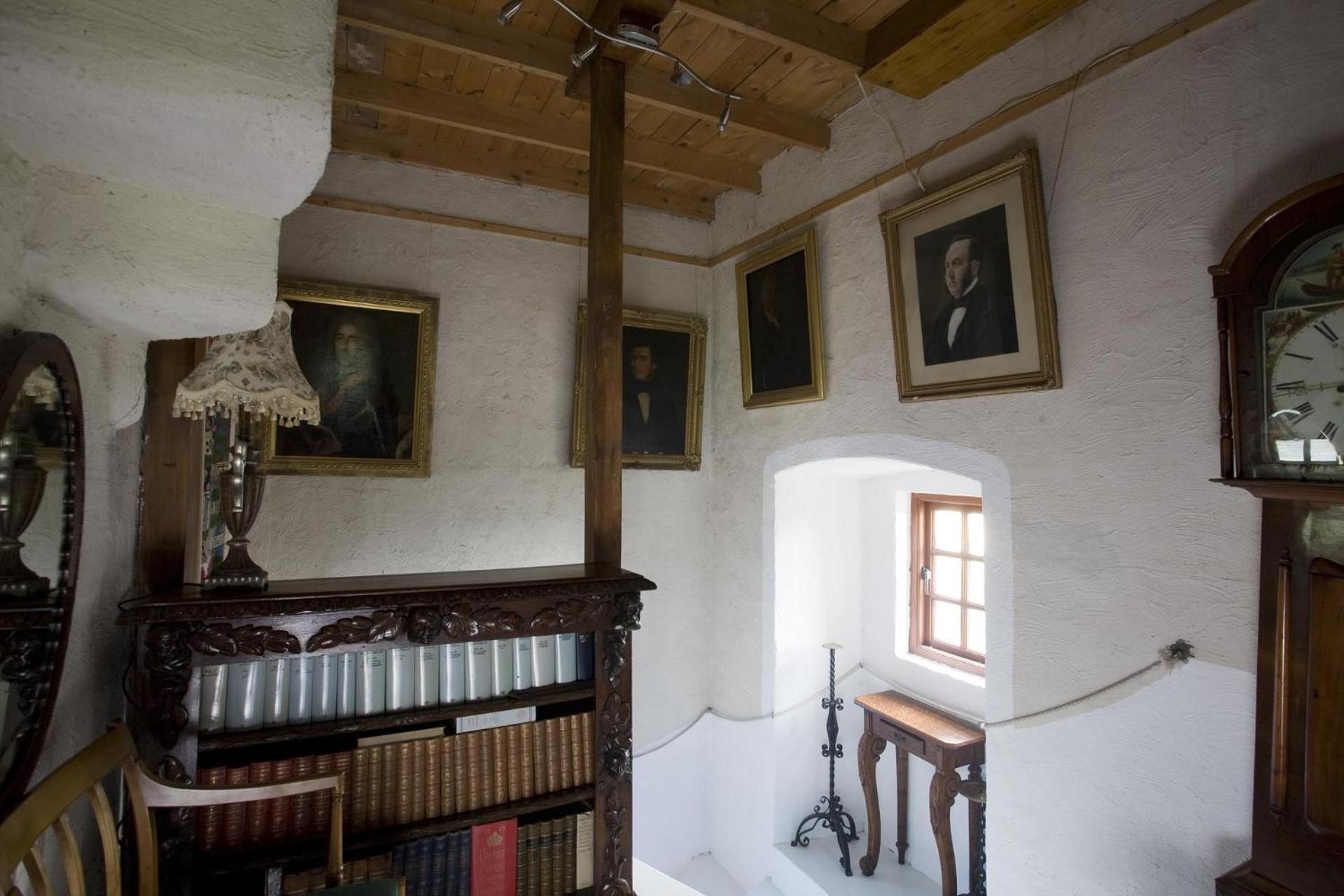 The Manor At Plane Castle Villa Falkirk Bagian luar foto